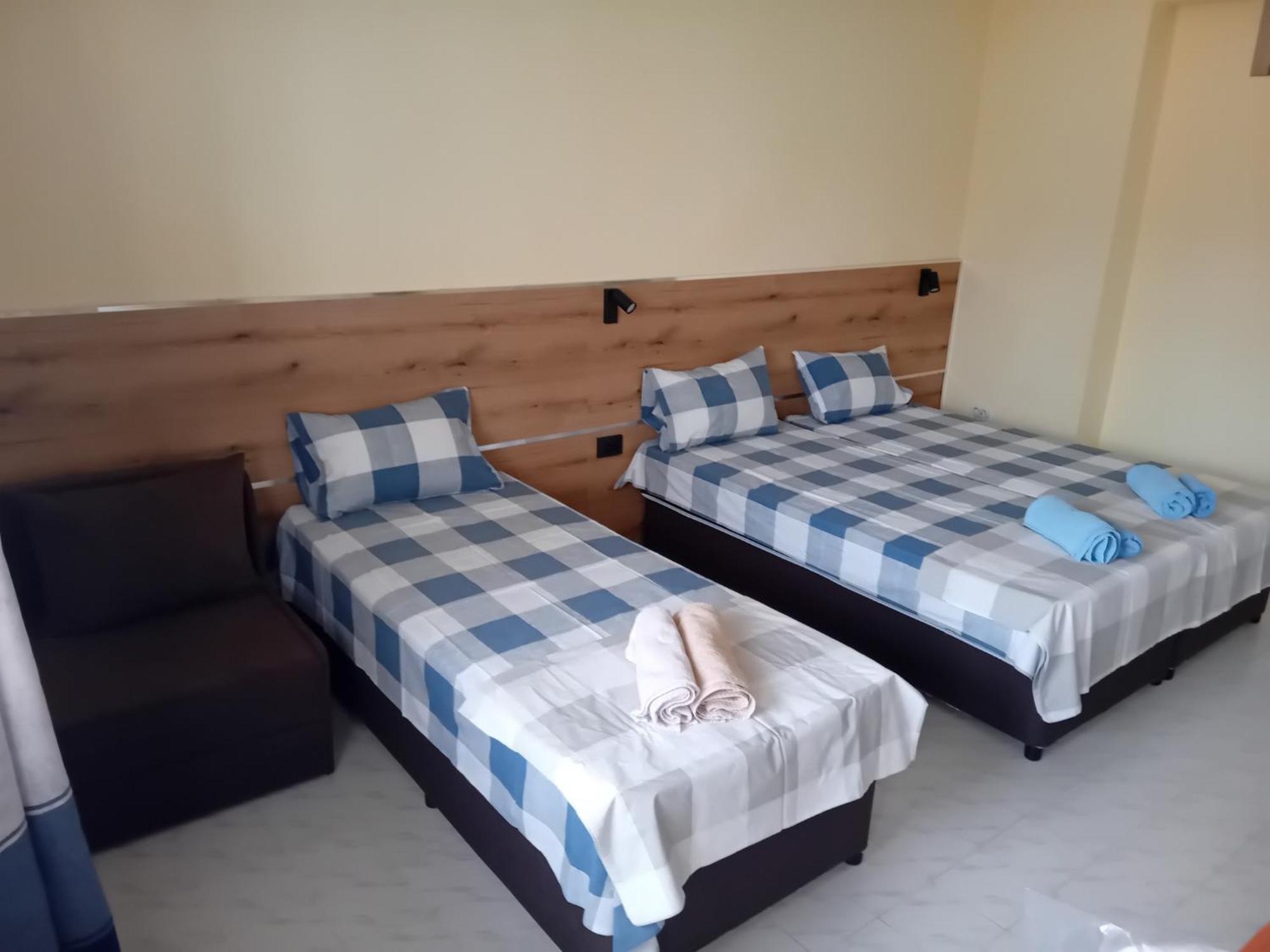 Guesthouse Oasis คีตาน ภายนอก รูปภาพ