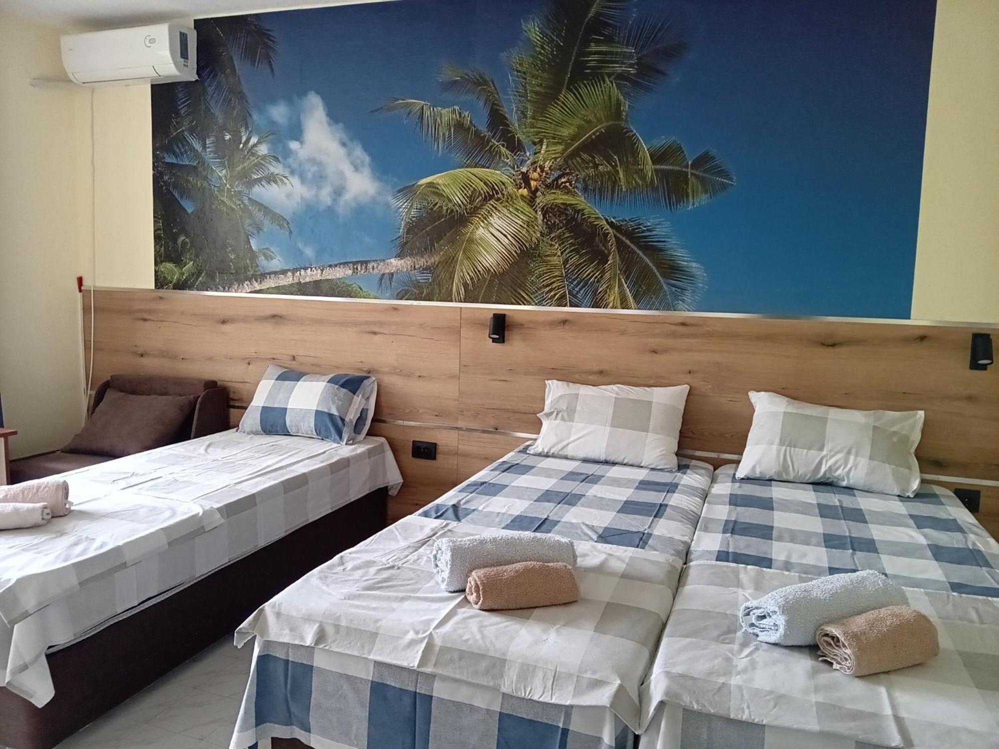Guesthouse Oasis คีตาน ภายนอก รูปภาพ