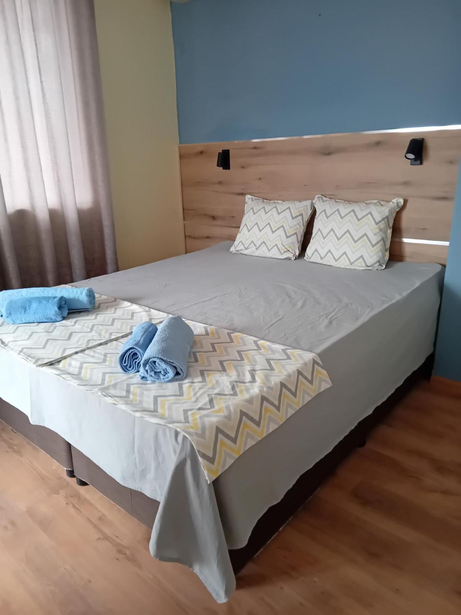 Guesthouse Oasis คีตาน ภายนอก รูปภาพ