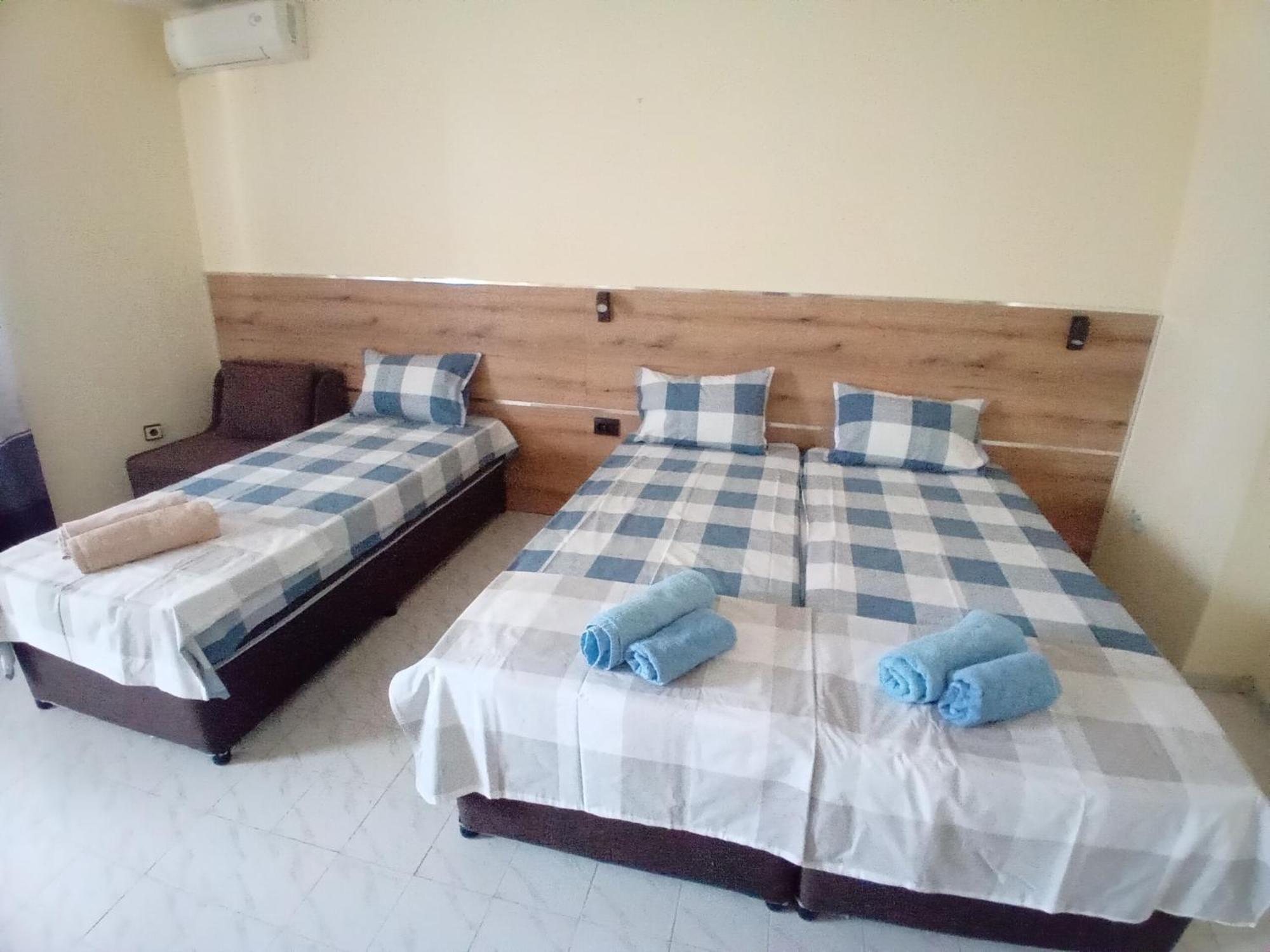 Guesthouse Oasis คีตาน ภายนอก รูปภาพ
