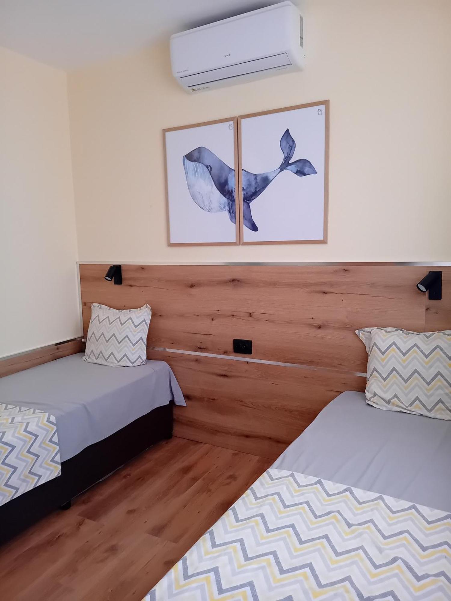 Guesthouse Oasis คีตาน ภายนอก รูปภาพ