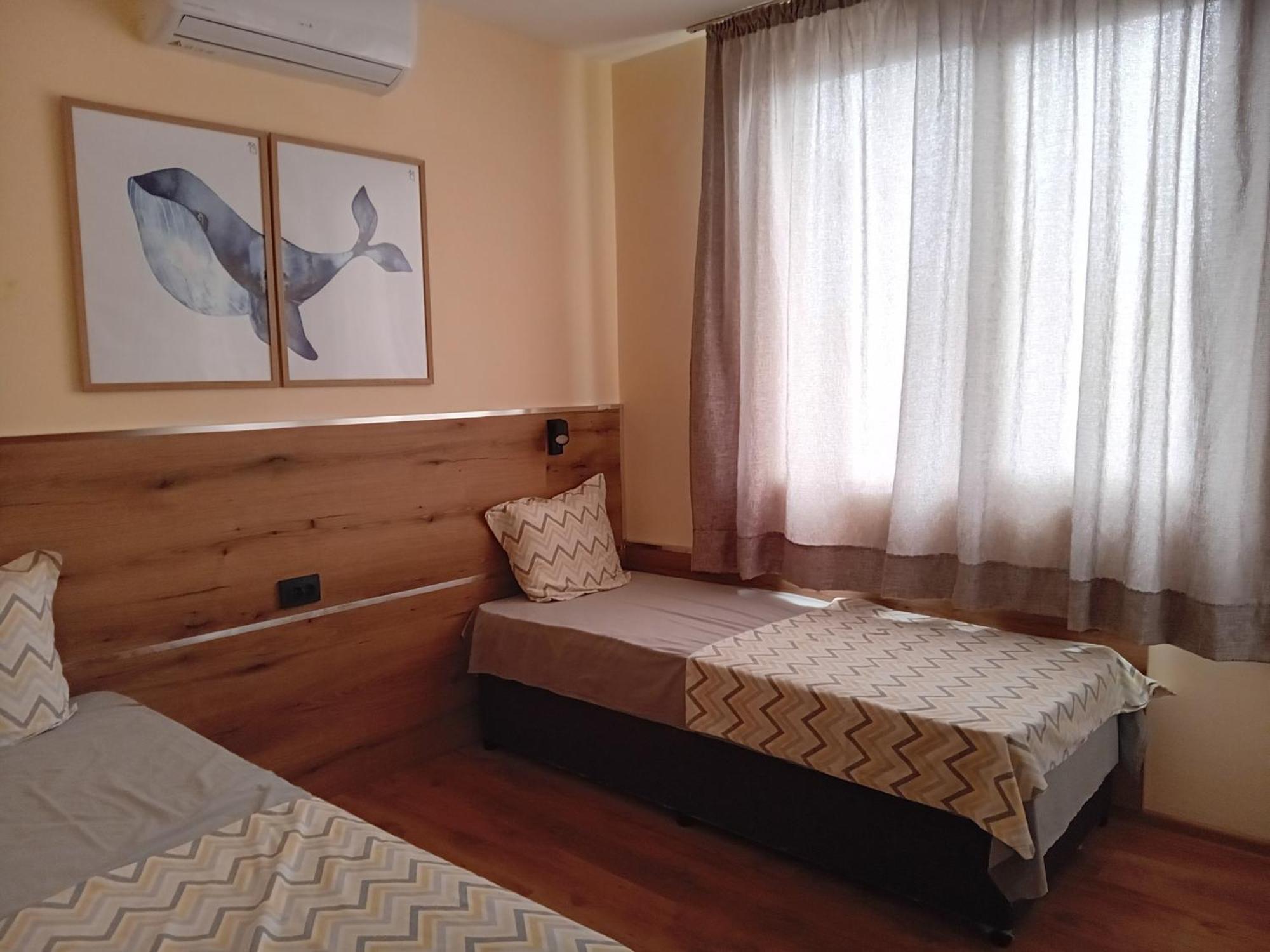 Guesthouse Oasis คีตาน ภายนอก รูปภาพ