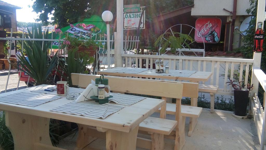 Guesthouse Oasis คีตาน ภายนอก รูปภาพ
